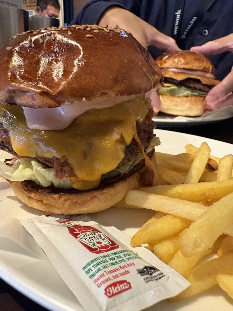 オーセンティック_チリチーズバーガー2